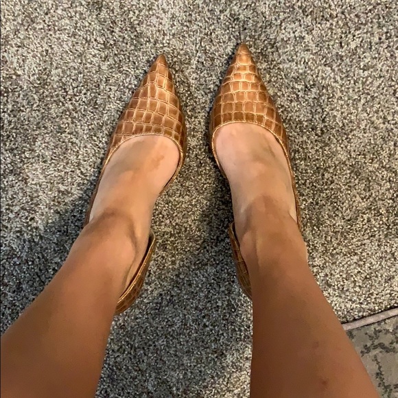 High Heels - Picture 2 of 2